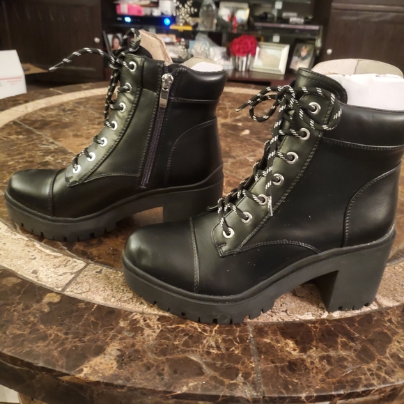 Nine West Pike 3 Black Zip Closure Round Toe Leather Moto Bootie Ankle 8 - Picture 4 of 8